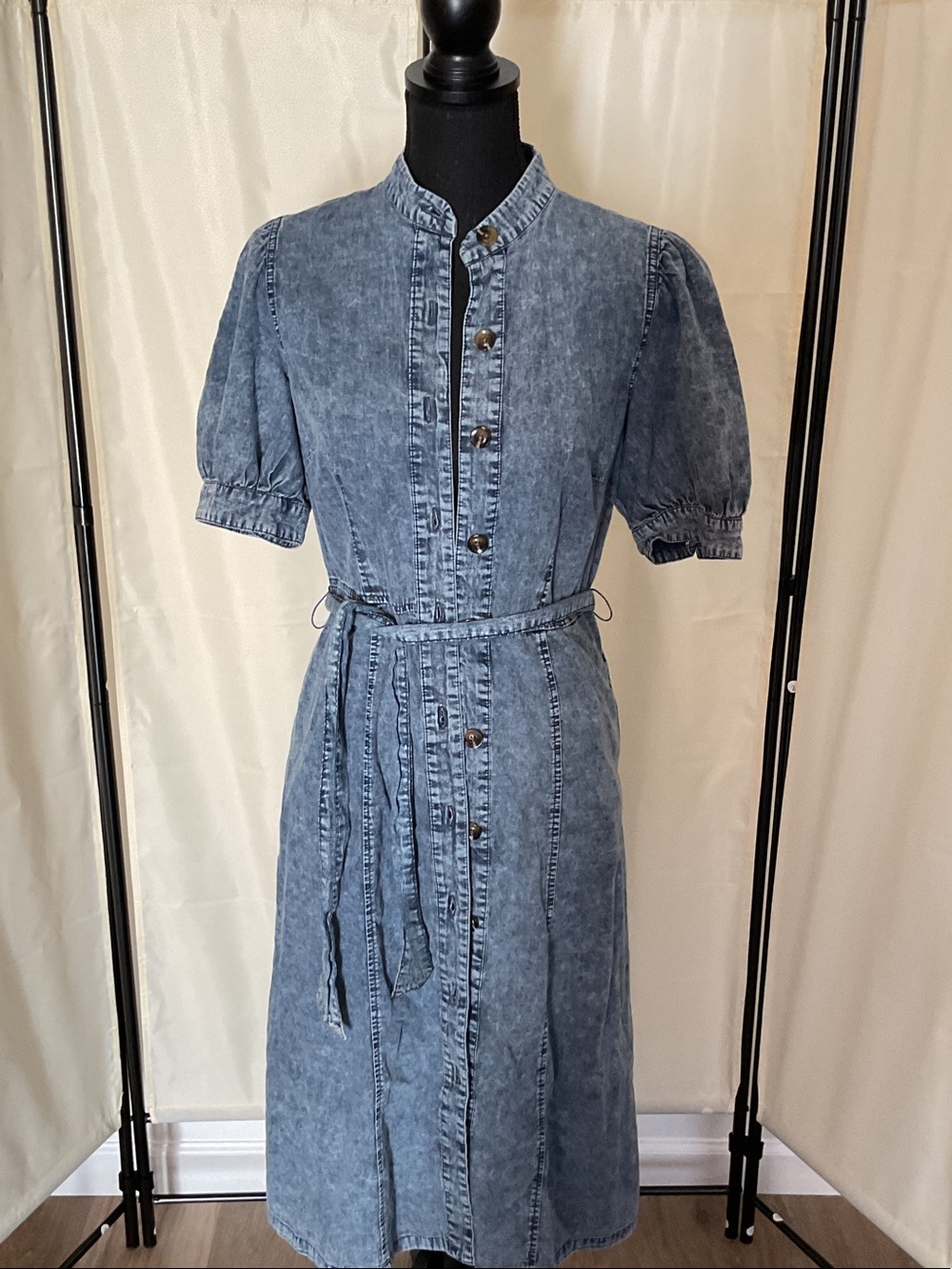 Who What Wear Washed Blue Denim Button-Front Midi Dress